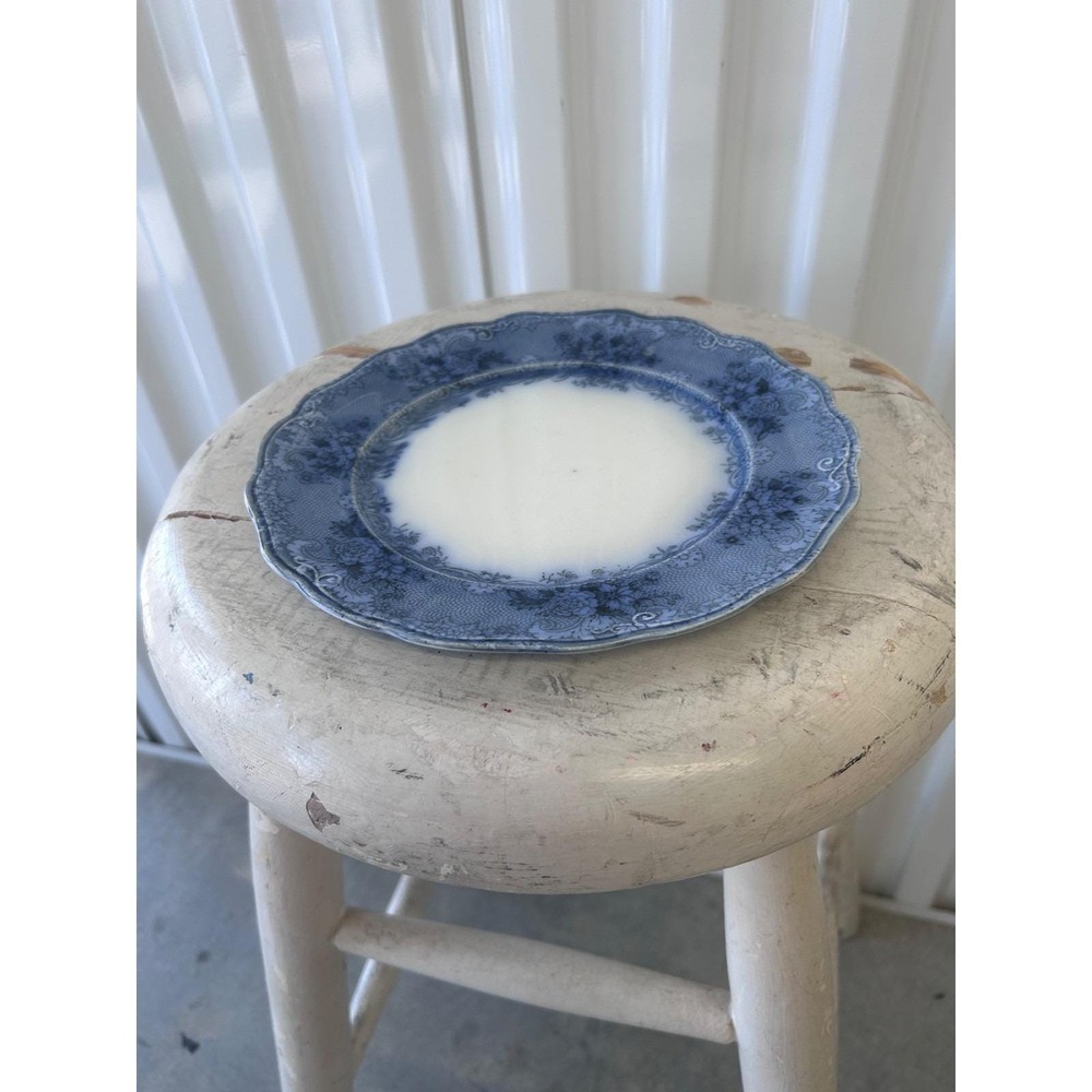 Gem by Maddock Flow Blue Supper Plate (314)